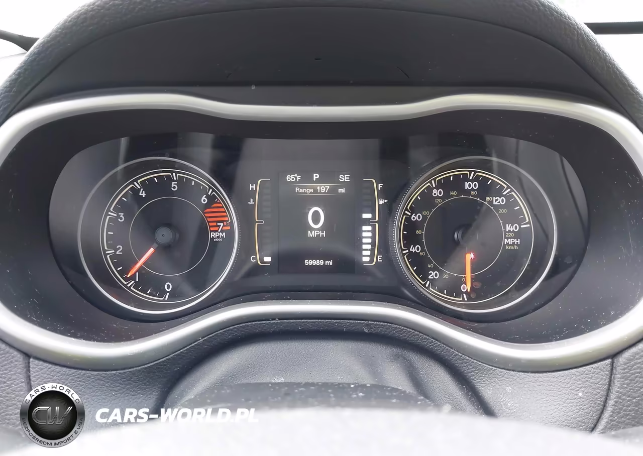 2016 Jeep Cherokee Sport VIN:1C4PJMAB8GW289168 - 7