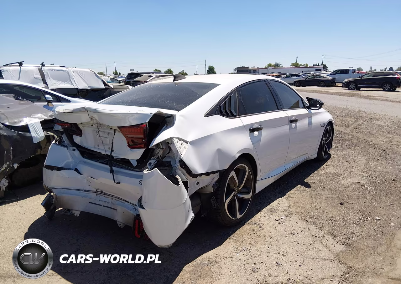 2018 Honda Accord Sport VIN:1HGCV1F32JA050417 - 4