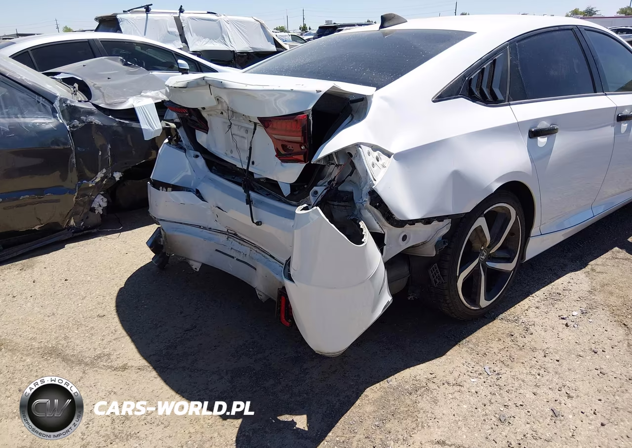2018 Honda Accord Sport VIN:1HGCV1F32JA050417 - 6