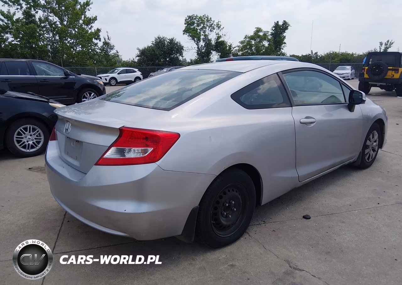 2012 Honda Civic Lx VIN:2HGFG3A58CH541493 - 4
