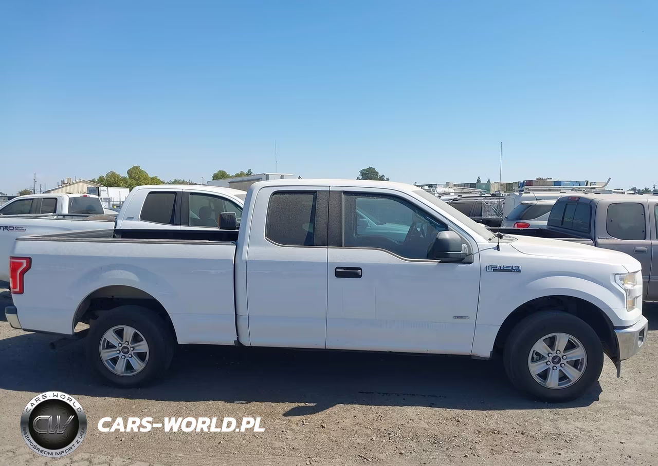 2017 Ford F-150 Xlt VIN:1FTEX1CP0HKD73636 - 13