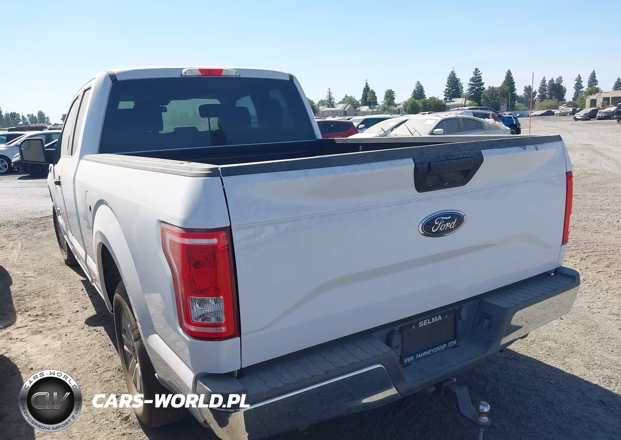 2017 Ford F-150 Xlt VIN:1FTEX1CP0HKD73636 - 3