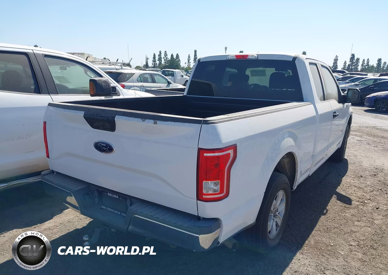 2017 Ford F-150 Xlt VIN:1FTEX1CP0HKD73636 - 4