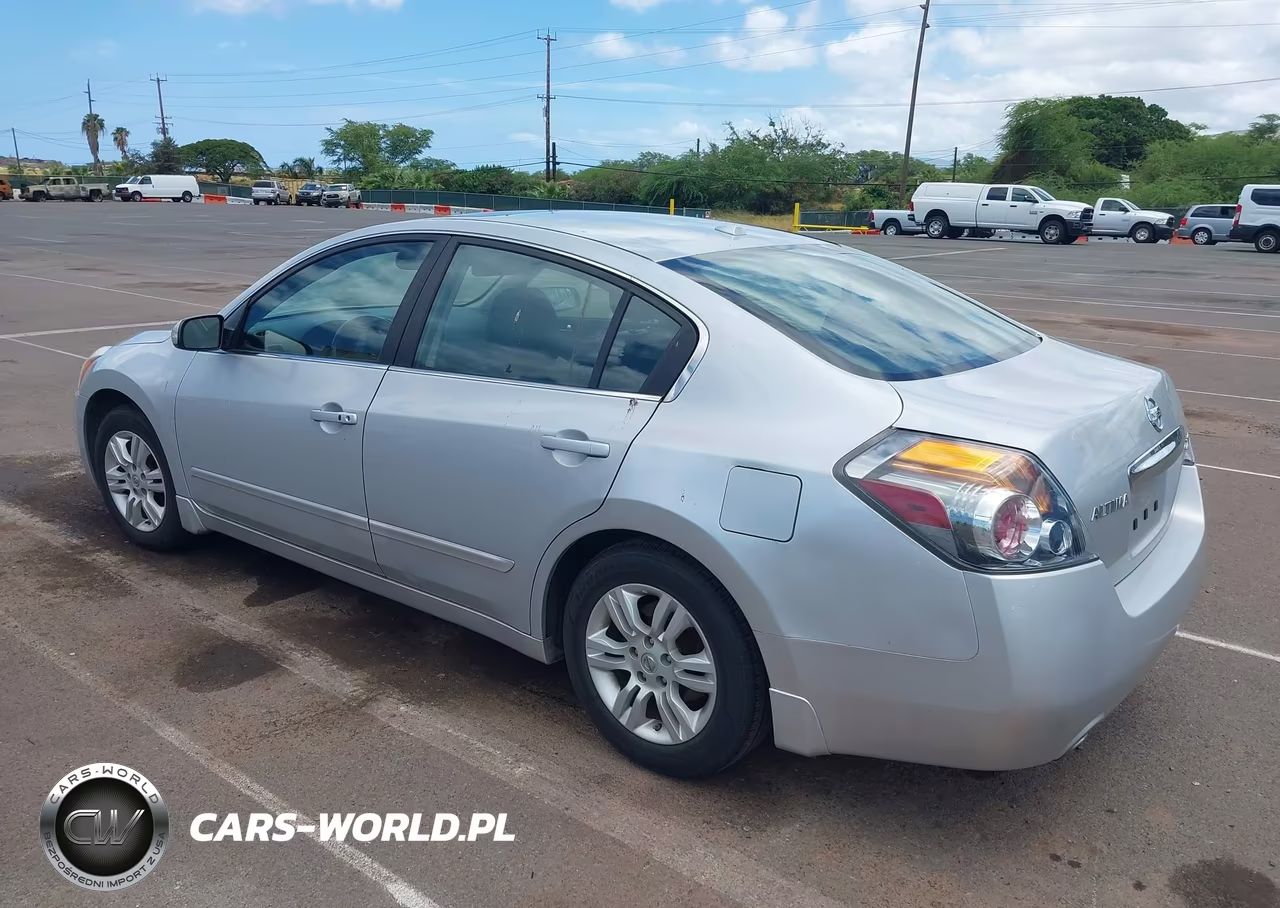 2011 Nissan Altima 2.5 S VIN:1N4AL2AP5BN510956 - 3