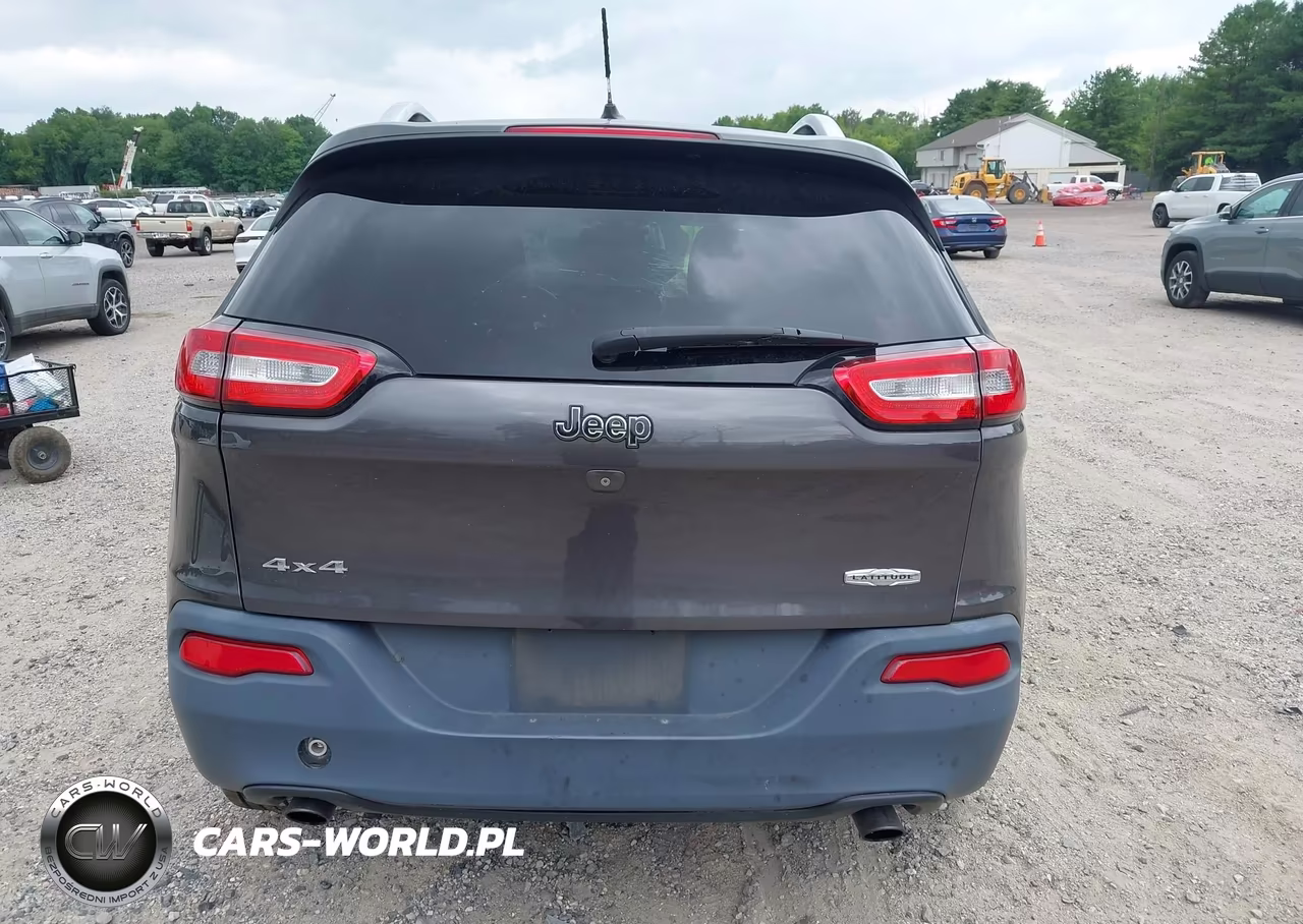 2014 Jeep Cherokee Latitude VIN:1C4PJMCS4EW138175 - 16