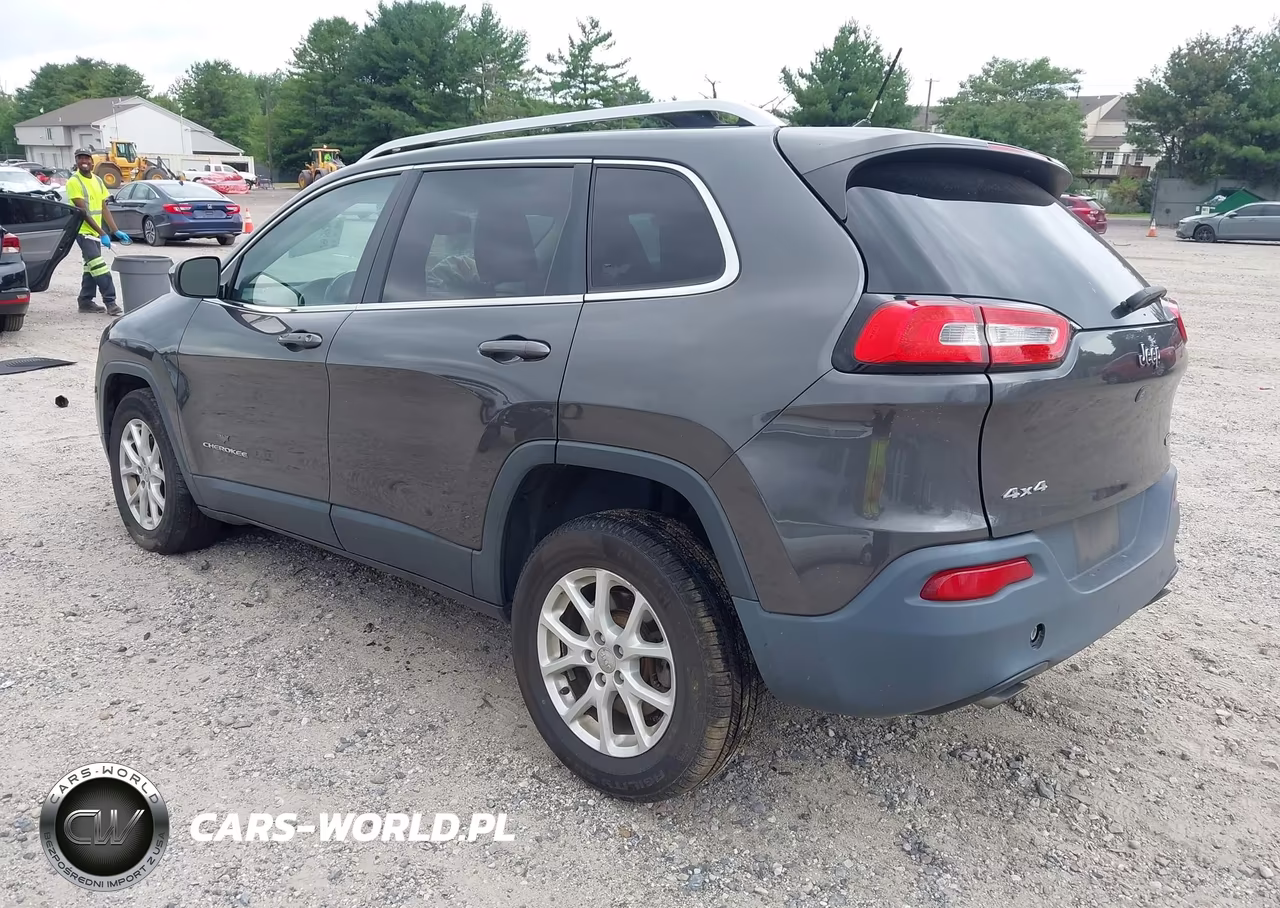 2014 Jeep Cherokee Latitude VIN:1C4PJMCS4EW138175 - 3