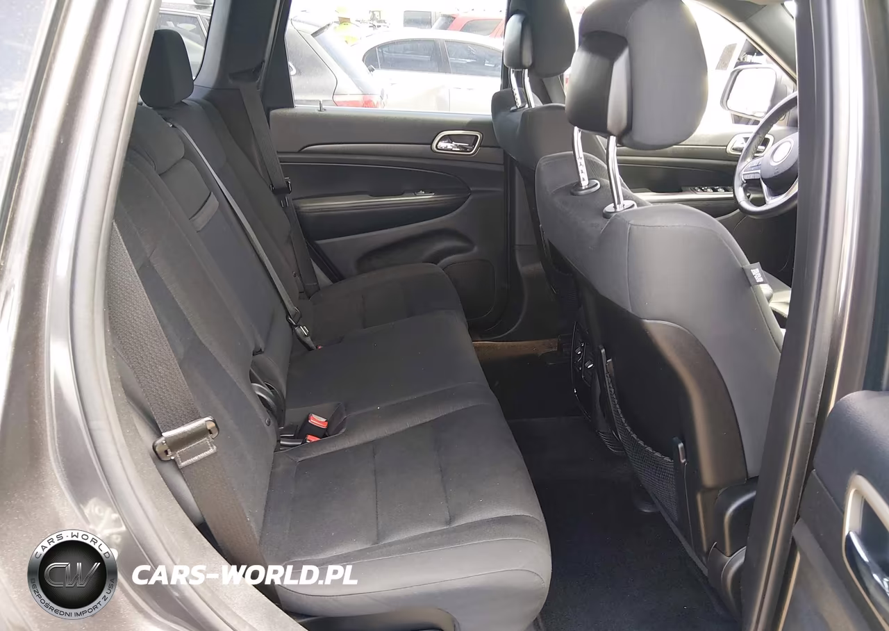2015 Jeep Grand Cherokee Laredo VIN:1C4RJFAG6FC874847 - 8