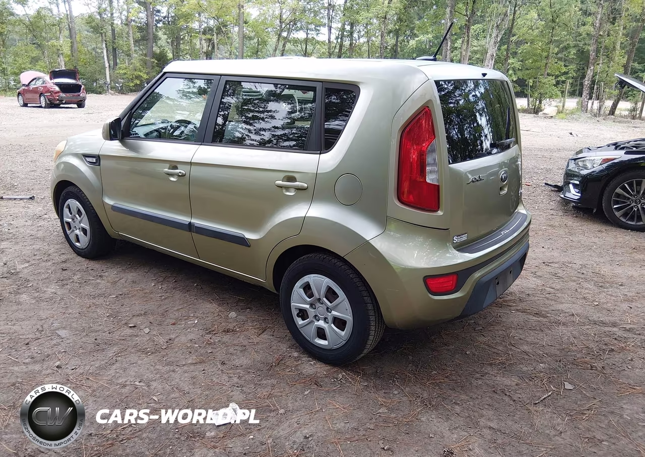 2013 Kia Soul VIN:KNDJT2A56D7500968 - 3
