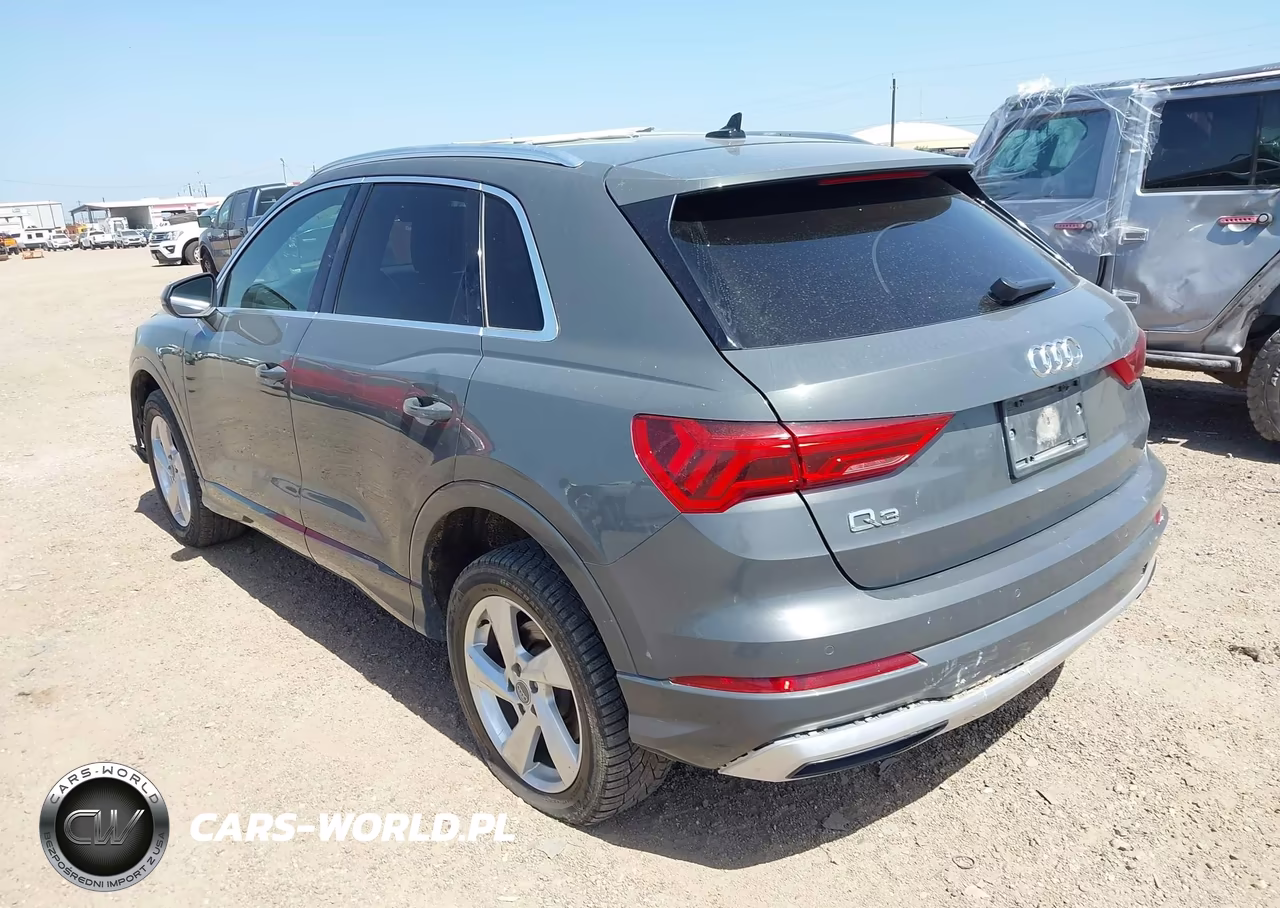 2020 Audi Q3 Premium 45 Tfsi Quattro Tiptronic VIN:WA1AECF30L1125145 - 3