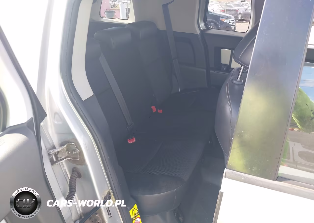 2007 Toyota Fj Cruiser VIN:JTEZU11F770001835 - 8