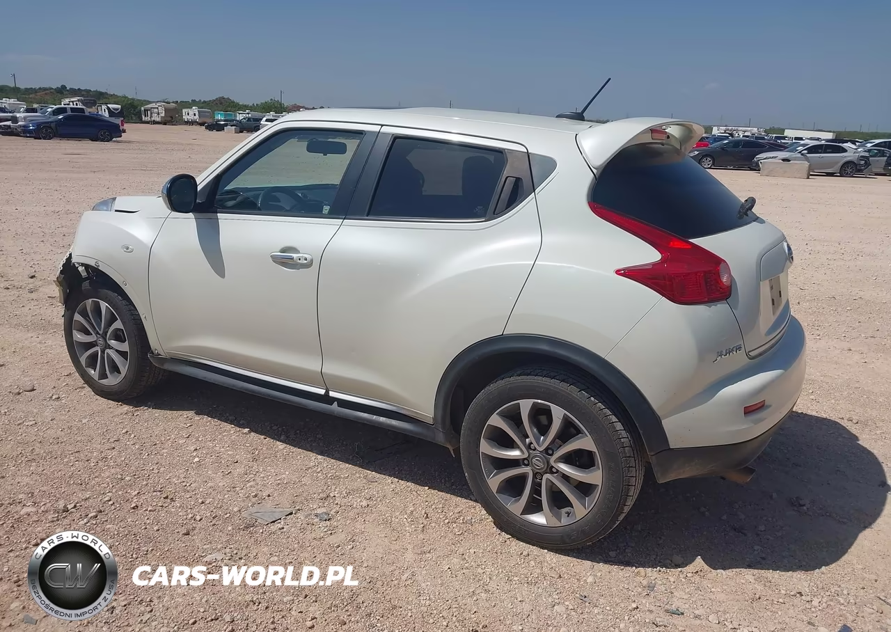 2011 Nissan Juke Sl VIN:JN8AF5MR6BT017643 - 3