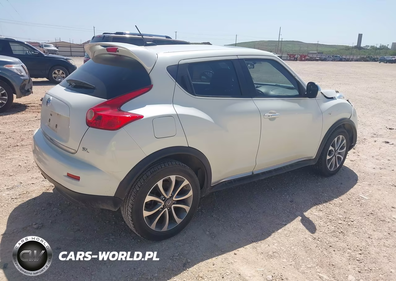 2011 Nissan Juke Sl VIN:JN8AF5MR6BT017643 - 4