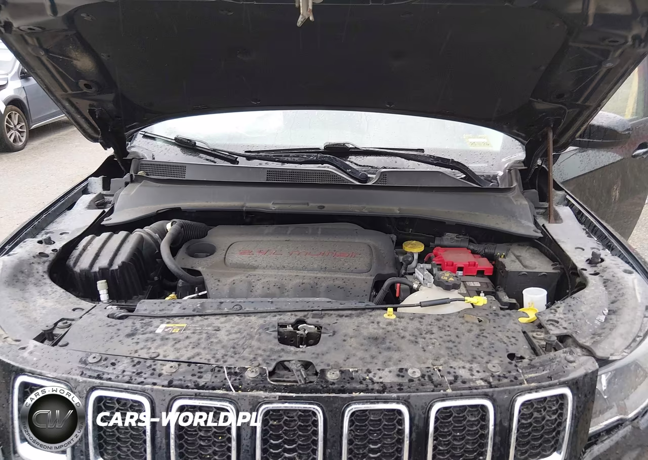 2019 Jeep Compass Latitude 4X4 VIN:3C4NJDBB6KT767446 - 10