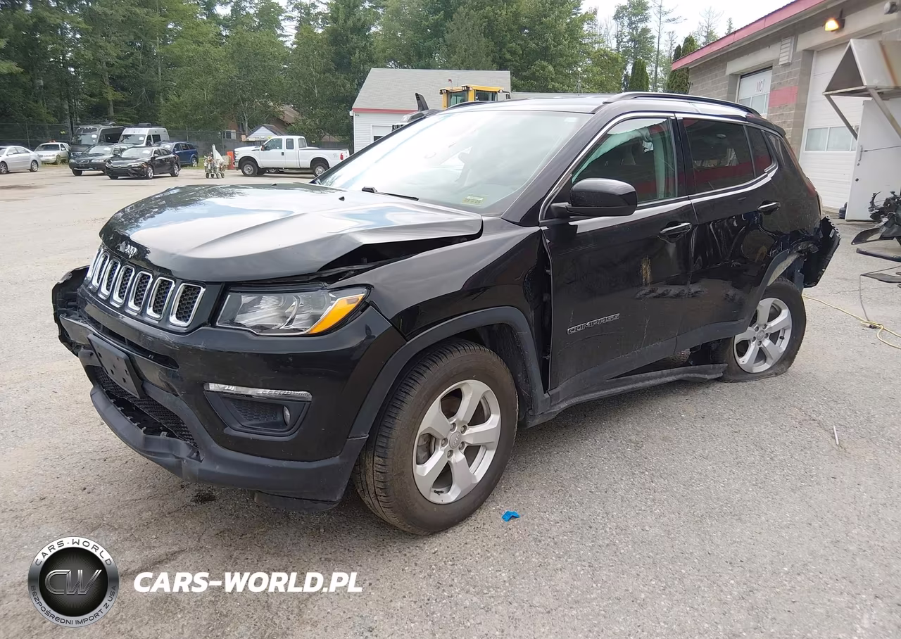 2019 Jeep Compass Latitude 4X4 VIN:3C4NJDBB6KT767446 - 2