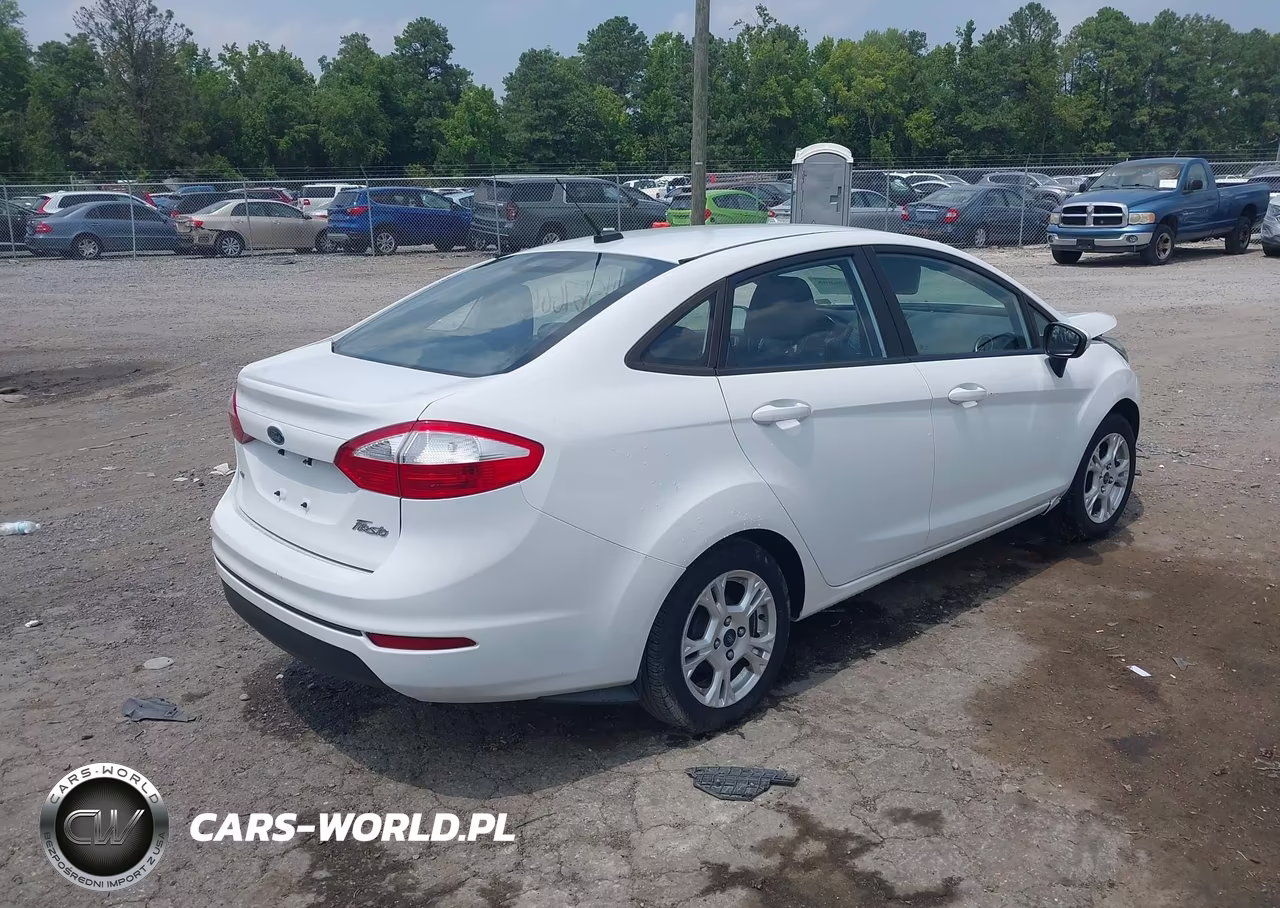 2015 Ford Fiesta Se VIN:3FADP4BJ6FM191526 - 4