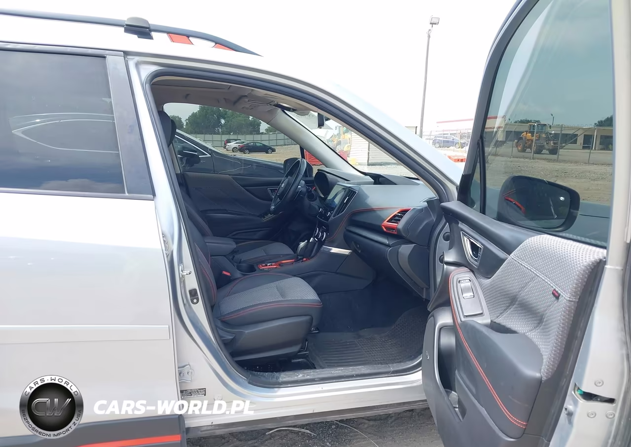 2020 Subaru Forester Sport VIN:JF2SKARC2LH423627 - 5