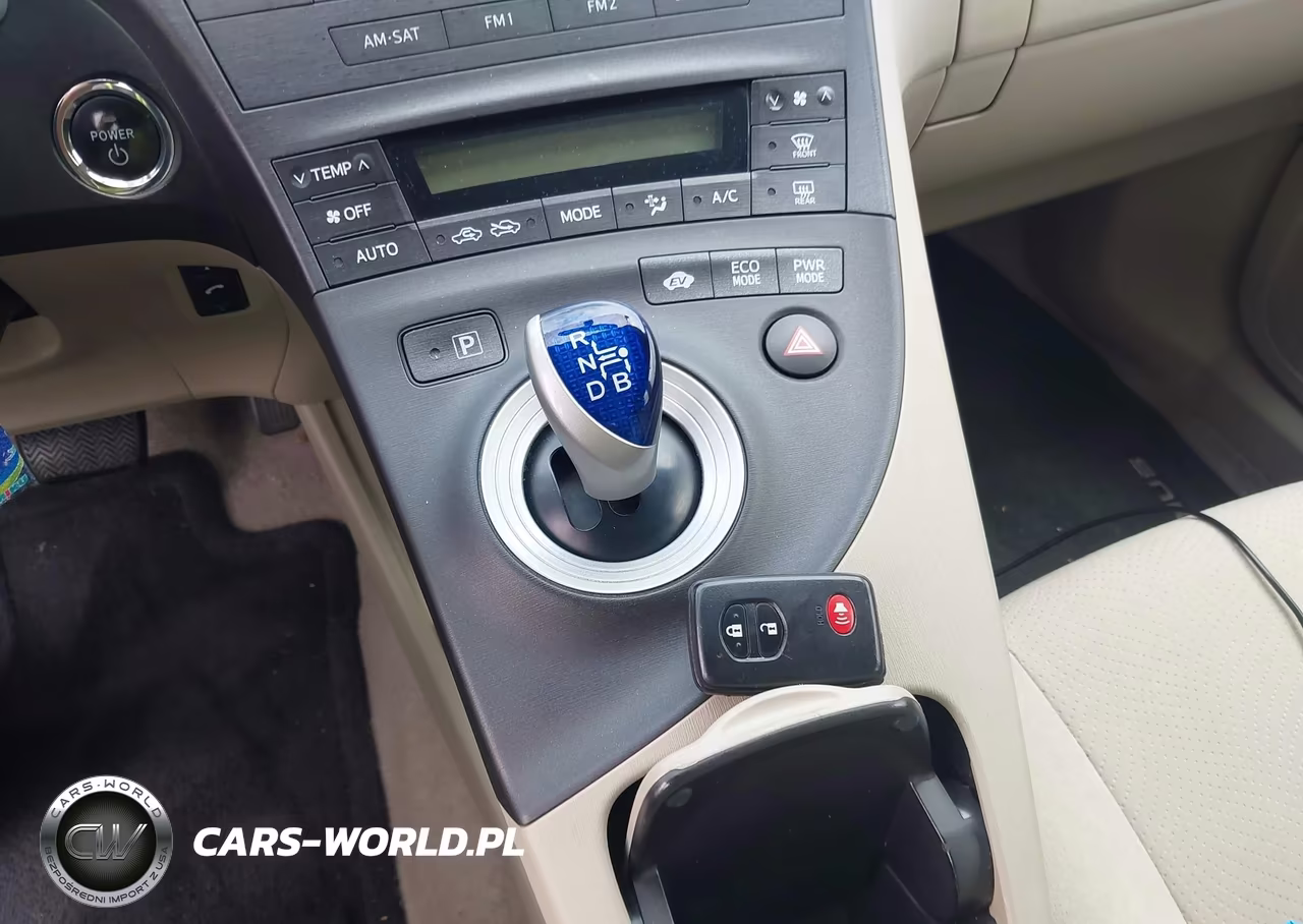 2011 Toyota Prius Two VIN:JTDKN3DU9B5313109 - 11