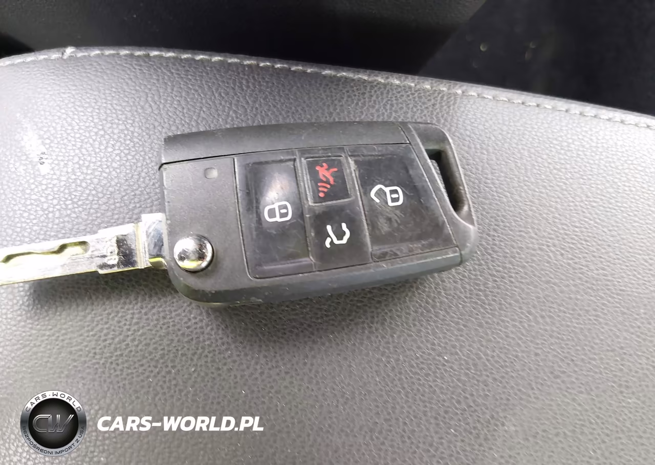 2015 Volkswagen Golf Tsi S 2-Door VIN:3VW917AU5FM057733 - 10