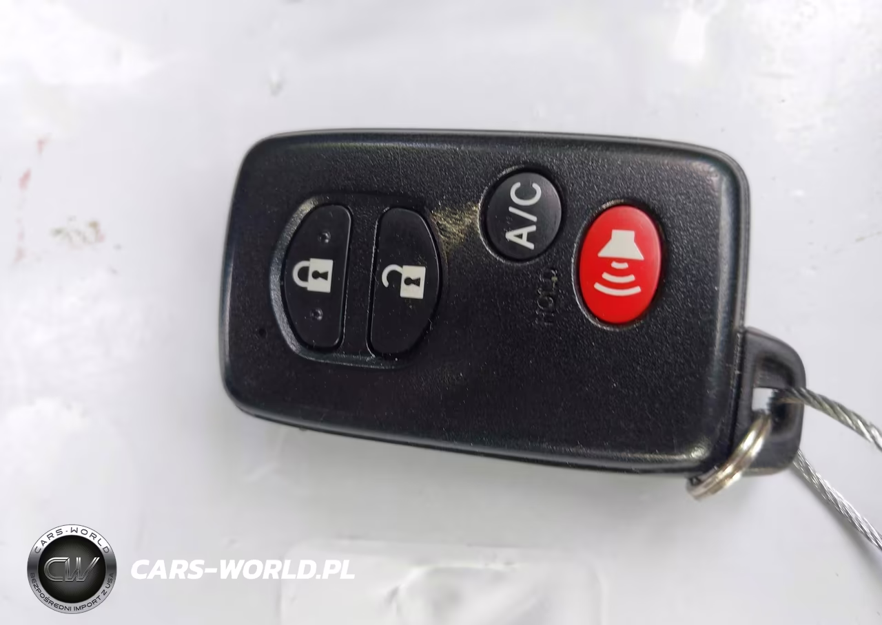 2014 Toyota Prius Plug-In VIN:JTDKN3DP3E3060055 - 11