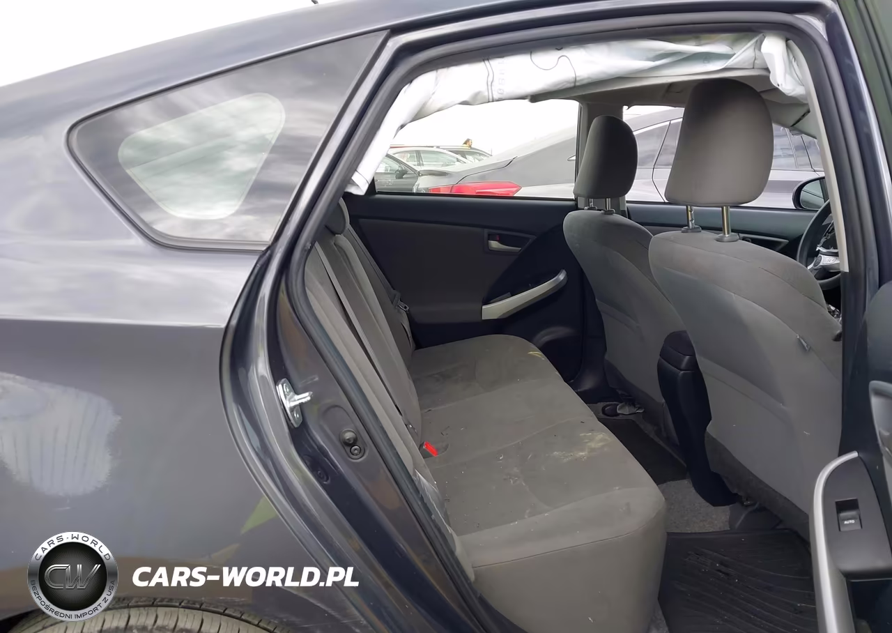 2014 Toyota Prius Plug-In VIN:JTDKN3DP3E3060055 - 8