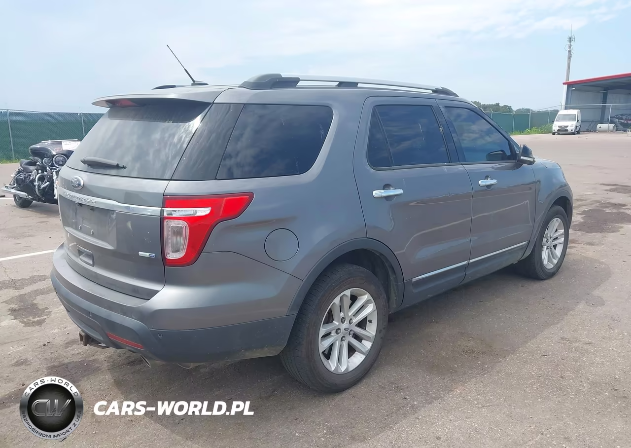 2014 Ford Explorer Xlt VIN:1FM5K8D80EGB59559 - 4
