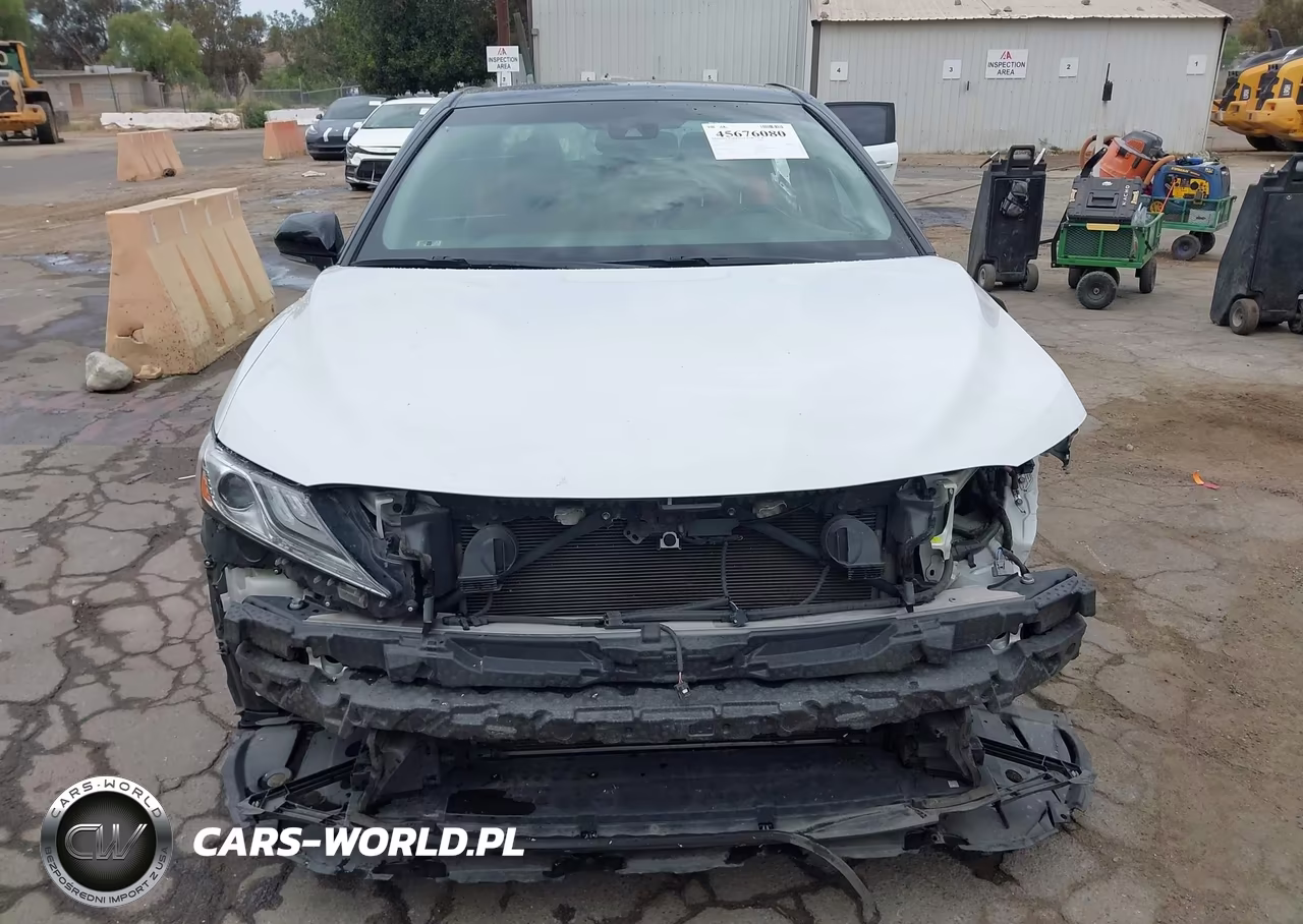 2018 Toyota Camry Xse VIN:4T1B61HK9JU103359 - 13