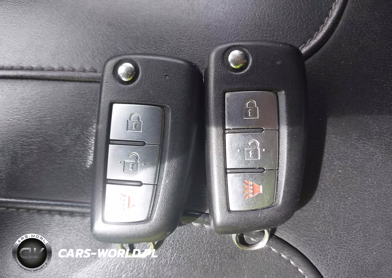 2017 Nissan Rogue S VIN:5N1AT2MT6HC792253 - 11