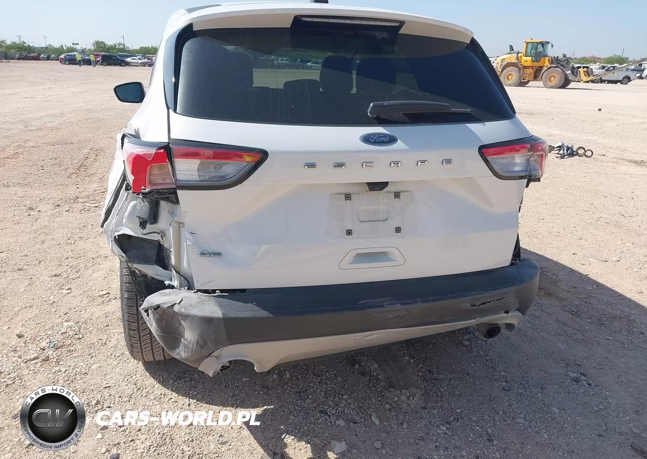 2021 Ford Escape Se VIN:1FMCU0G66MUB15580 - 17