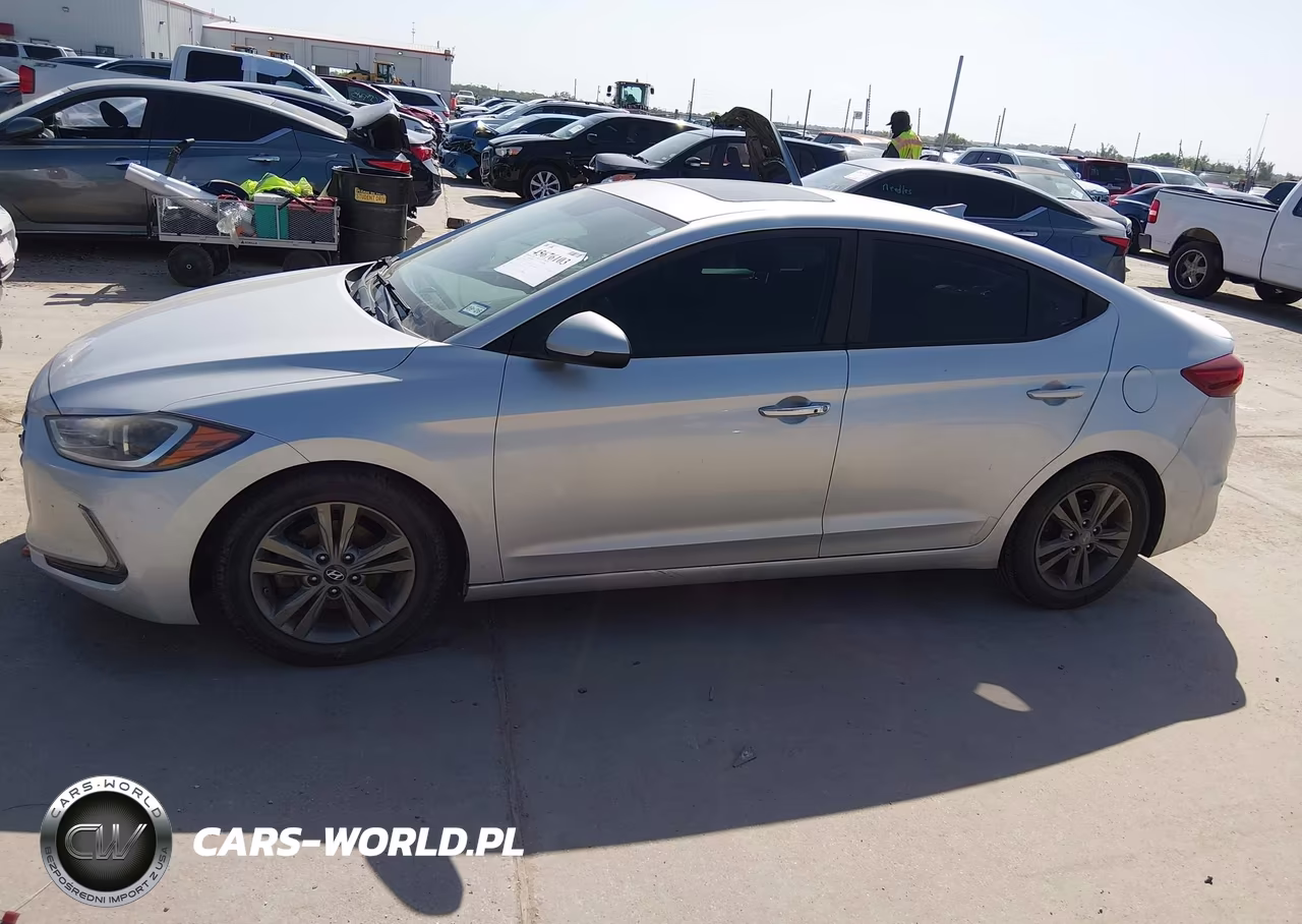 2018 Hyundai Elantra Value Edition VIN:5NPD84LF7JH371291 - 14