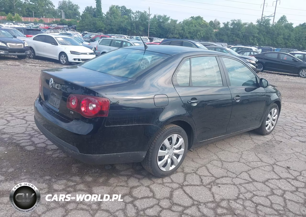 2009 Volkswagen Jetta S VIN:3VWJZ71K99M084135 - 4