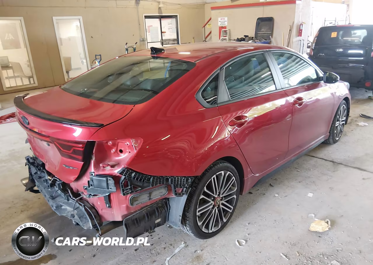 2021 Kia Forte Gt VIN:3KPF44AC0ME324108 - 4