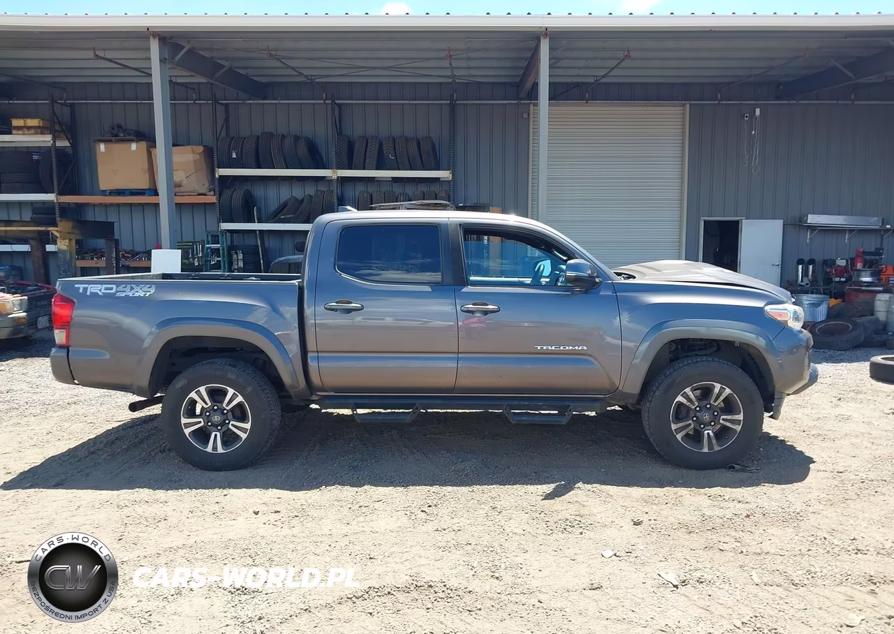 2016 Toyota Tacoma VIN:5TFCZ5ANXGX007372 - 13