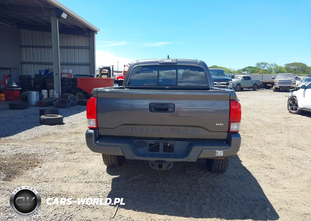 2016 Toyota Tacoma VIN:5TFCZ5ANXGX007372 - 16