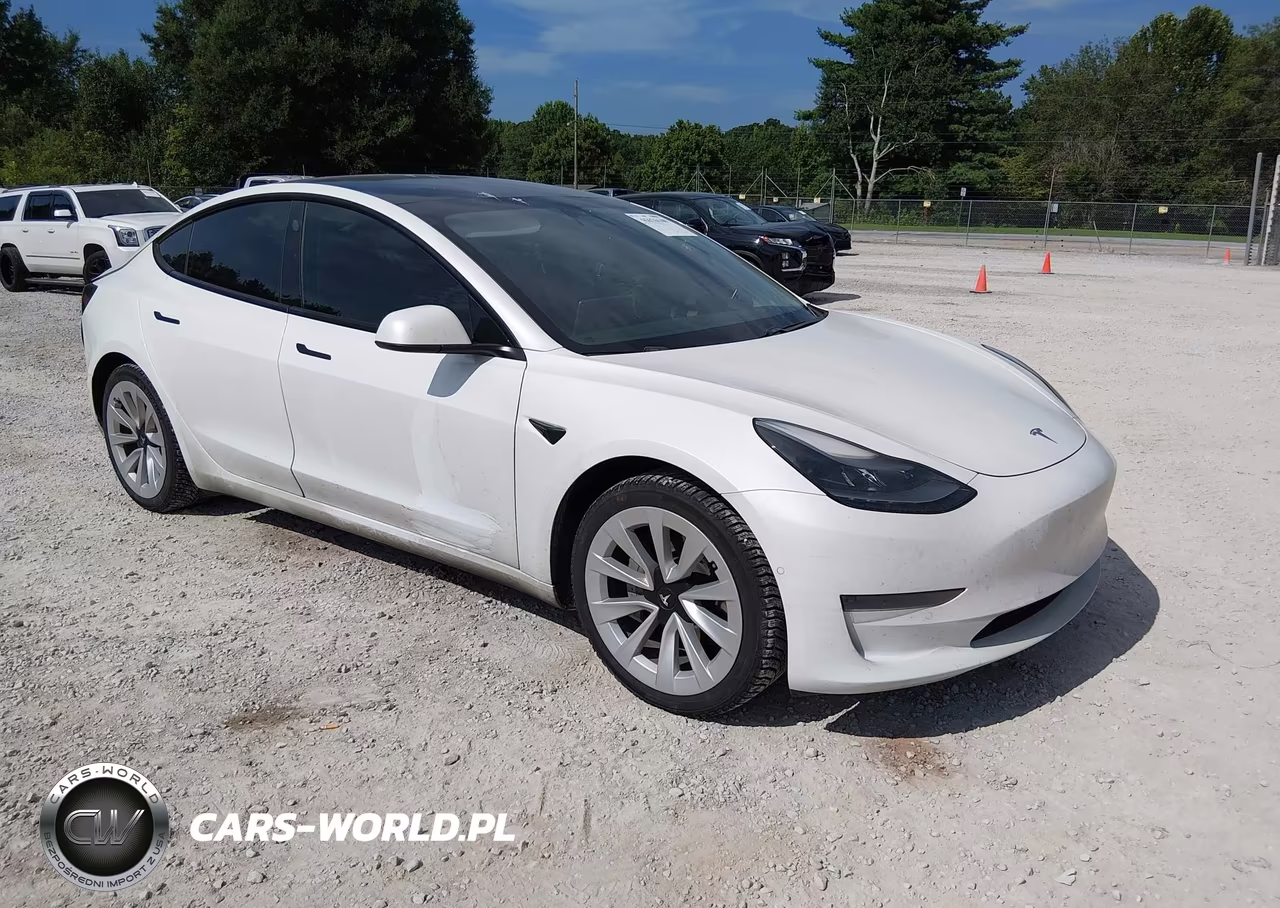 2021 Tesla Model 3 Standard Range Plus Rear-Wheel Drive