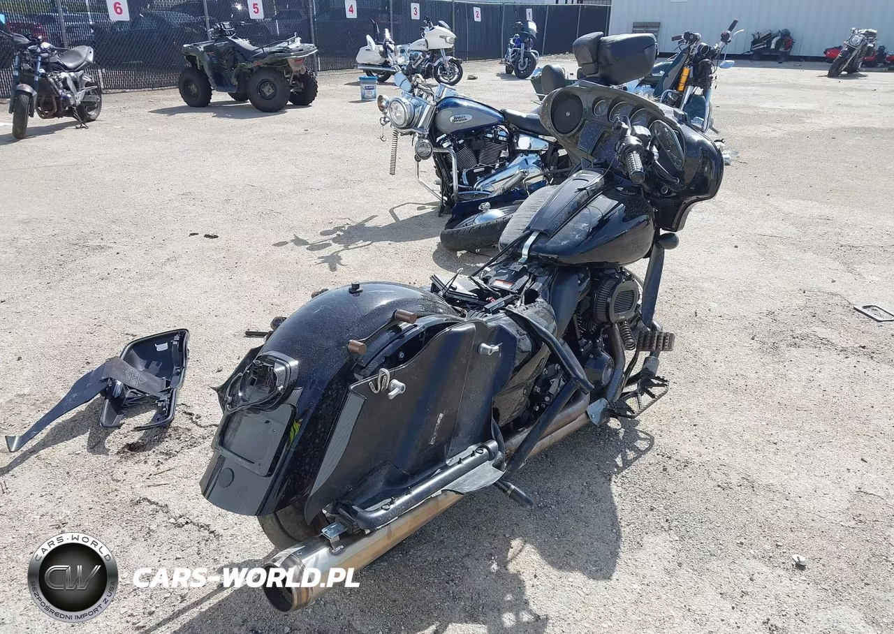 2023 Harley-Davidson Flhxst VIN:1HD1ABL10PB606266 - 4