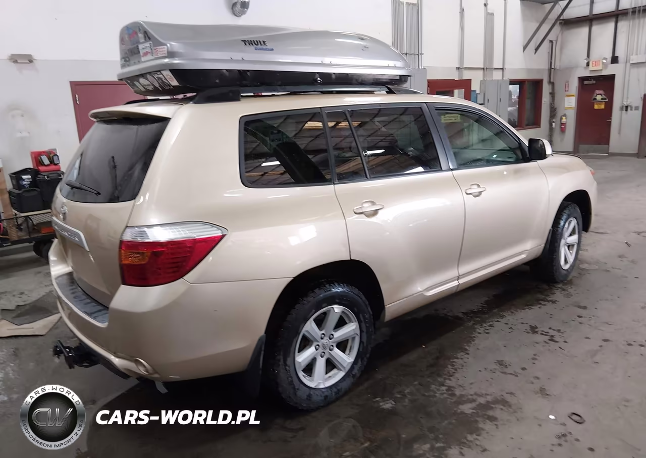 2010 Toyota Highlander Base V6 VIN:5TDBK3EH7AS007691 - 4