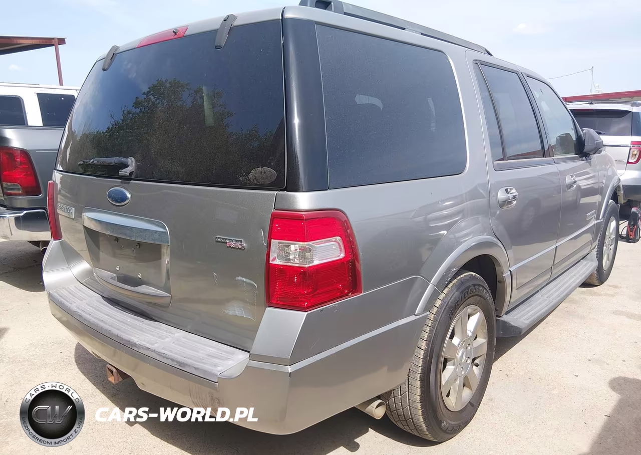 2008 Ford Expedition Xlt VIN:1FMFU15528LA85437 - 4