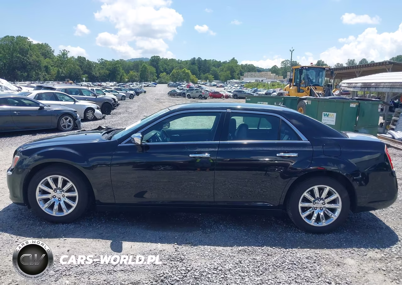 2012 Chrysler 300 Limited VIN:2C3CCACG9CH310493 - 14