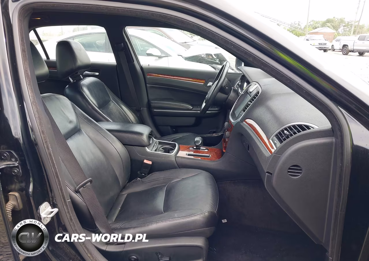 2012 Chrysler 300 Limited VIN:2C3CCACG9CH310493 - 5