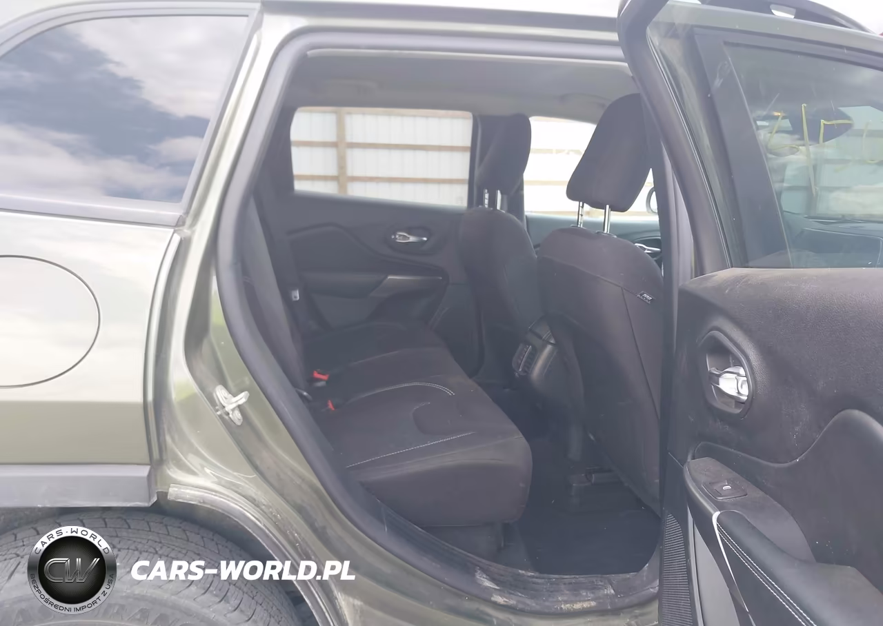 2021 Jeep Cherokee Latitude 4X4 VIN:1C4PJMCB1MD202599 - 8
