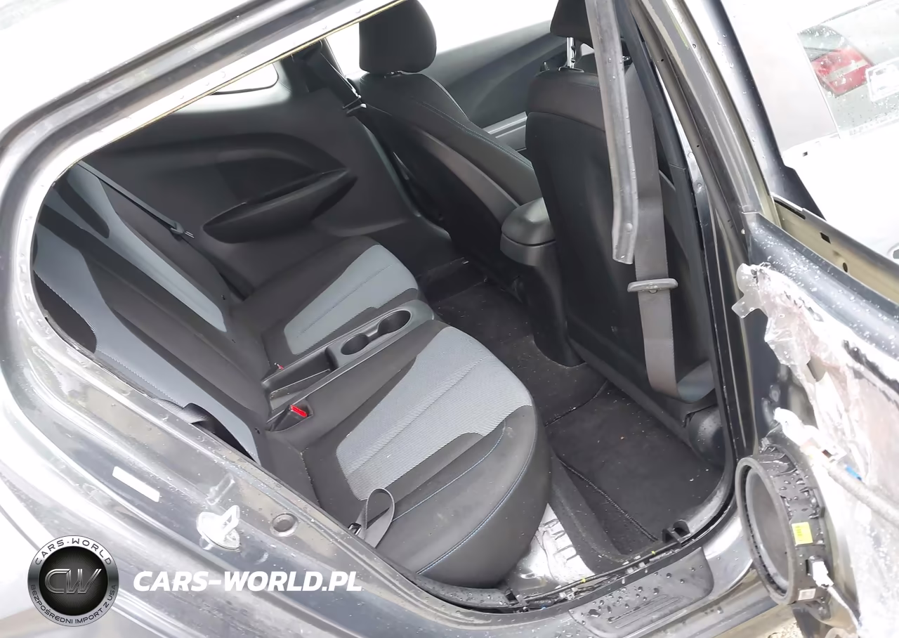 2019 Hyundai Veloster 2.0 VIN:KMHTG6AF4KU011024 - 8