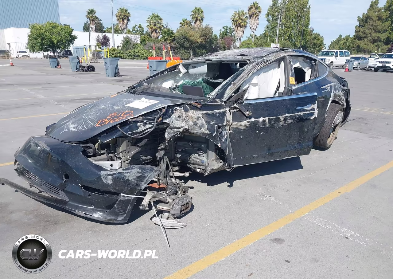 2018 Tesla Model 3 Long Range-Performance VIN:5YJ3E1EB9JF120901 - 2