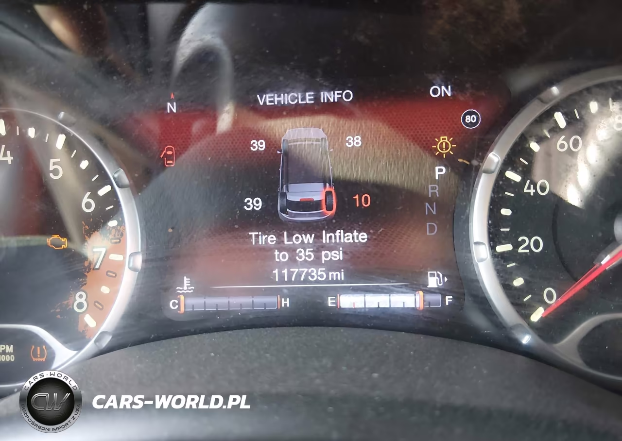 2015 Jeep Renegade Trailhawk VIN:ZACCJBCT0FPC42785 - 15