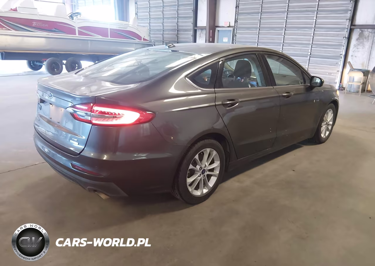 2020 Ford Fusion Se VIN:3FA6P0HD9LR129099 - 4