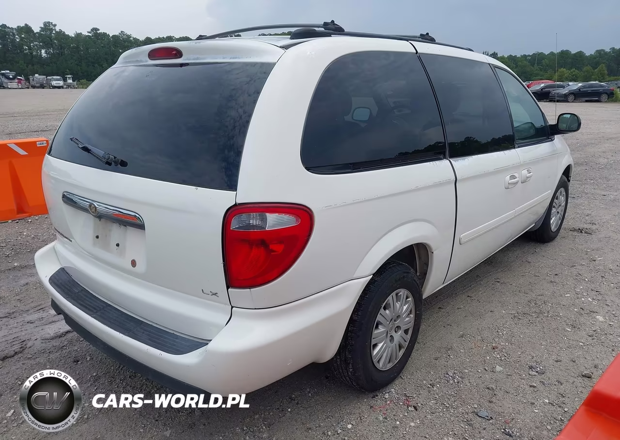 2005 Chrysler Town & Country Lx VIN:2C4GP44R25R509630 - 4