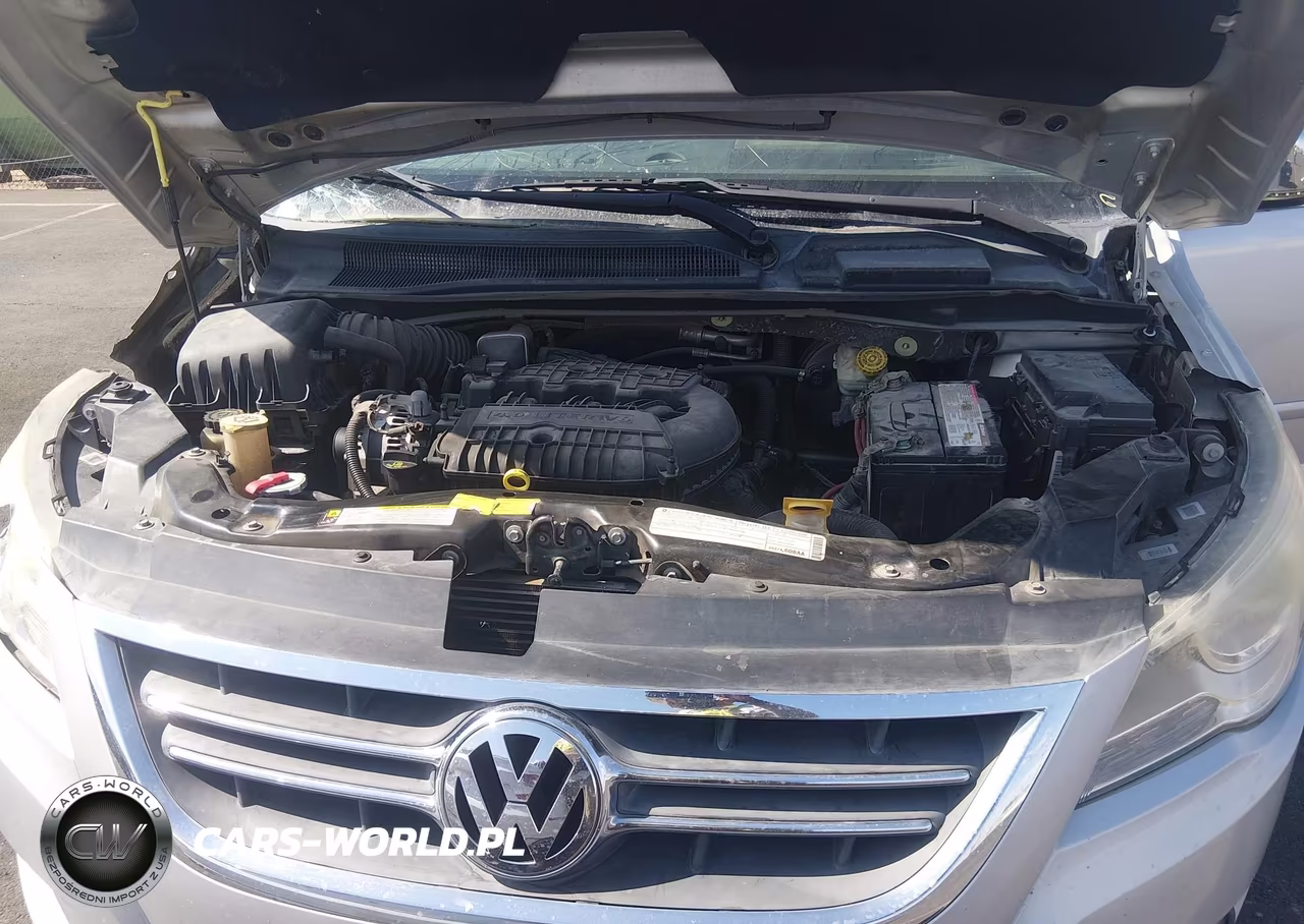 2009 Volkswagen Routan Sel Premium VIN:2V8HW64X39R550490 - 10
