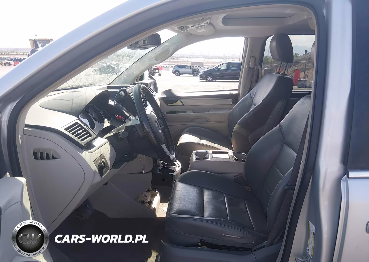 2009 Volkswagen Routan Sel Premium VIN:2V8HW64X39R550490 - 5