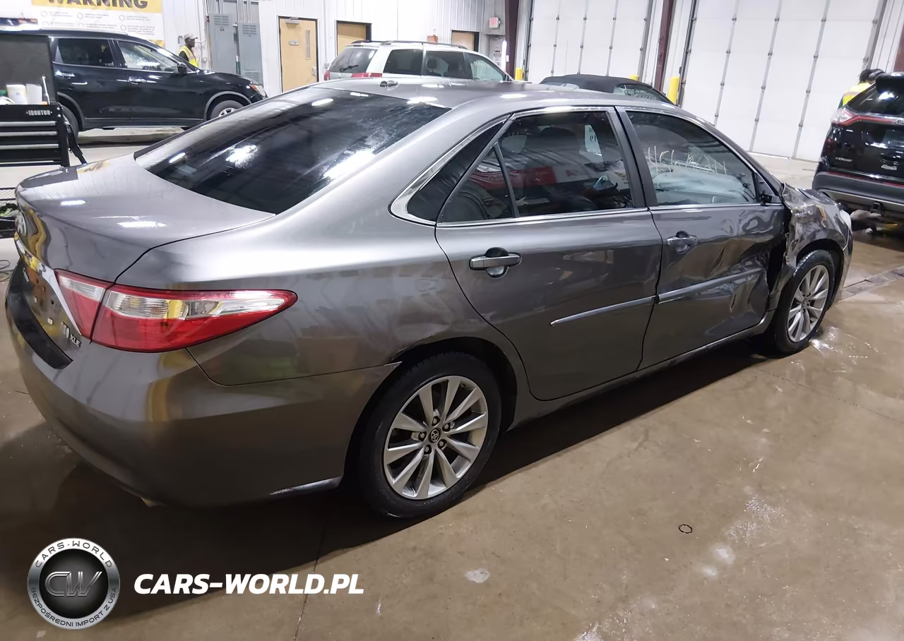 2016 Toyota Camry Hybrid Xle VIN:4T1BD1FK3GU200820 - 4