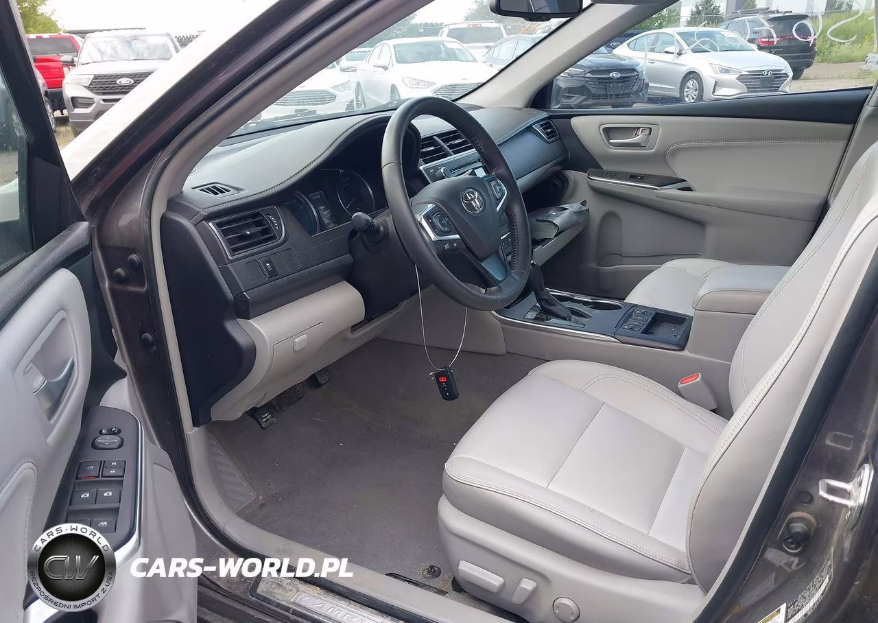 2016 Toyota Camry Hybrid Xle VIN:4T1BD1FK3GU200820 - 5