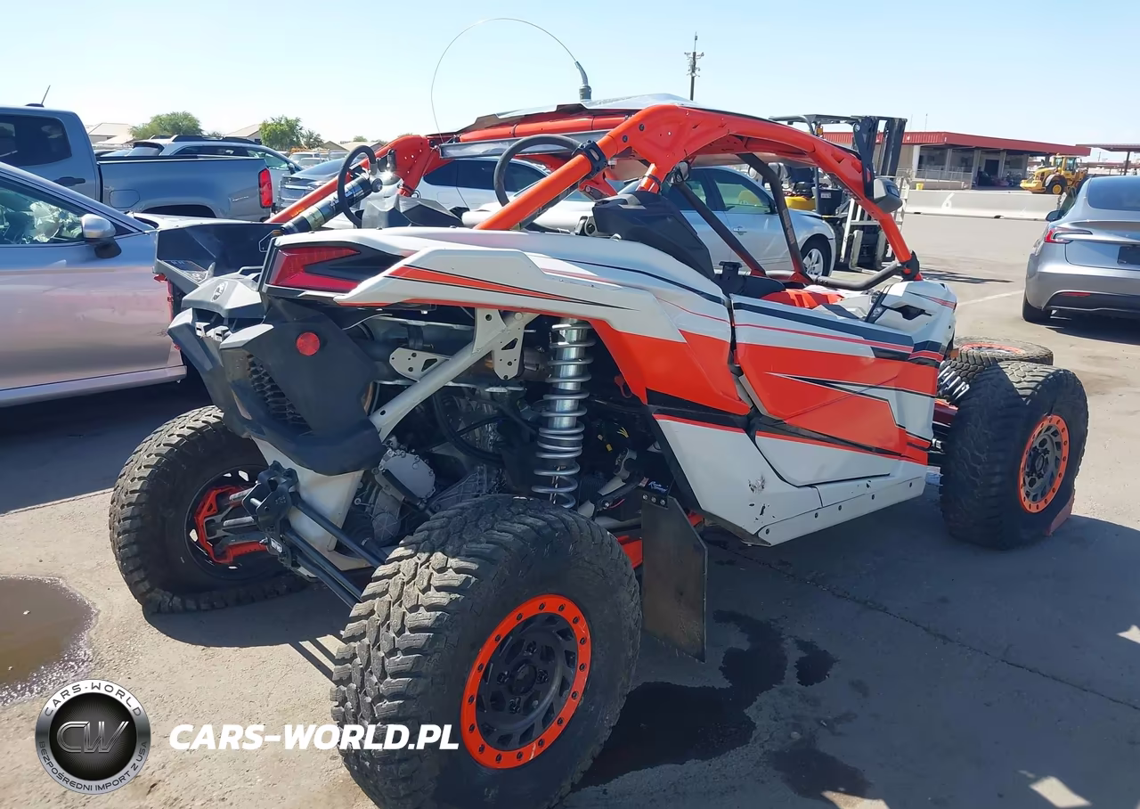 2022 Can-Am Maverick X3 X Rc Turbo Rr VIN:3JBVVAV45NE002076 - 4